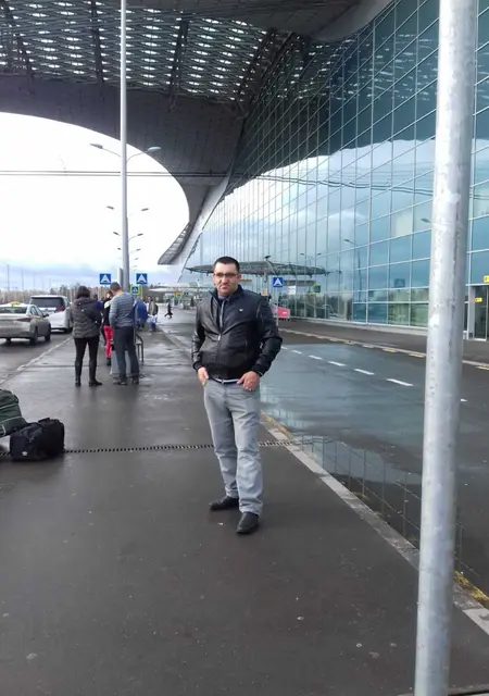 Максим из Южно-Сахалинска, мне 46, познакомлюсь на одну ночь