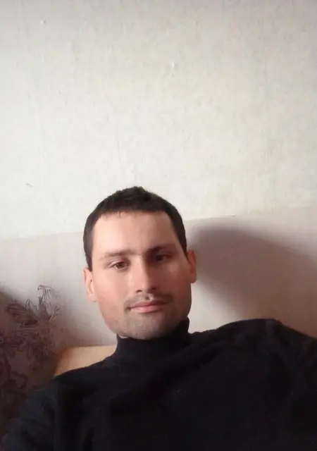 Евгений из Рязани, ищу на сайте знакомства без обязательств