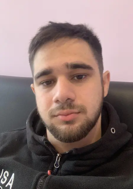 Я Тахир, 28, из Орска, ищу знакомства без обязательств