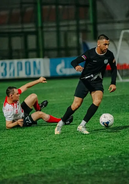 Я Арсен, 21, из Череповца, ищу знакомство для общения