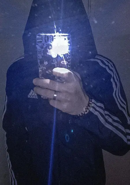 Даня из Нижнего Тагила, ищу на сайте знакомства на одну ночь