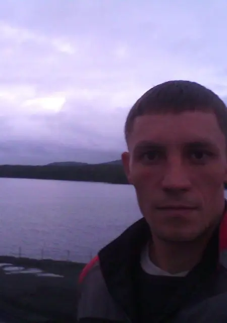 Я Евгений, 41, знакомлюсь на одну ночь в Петрозаводске