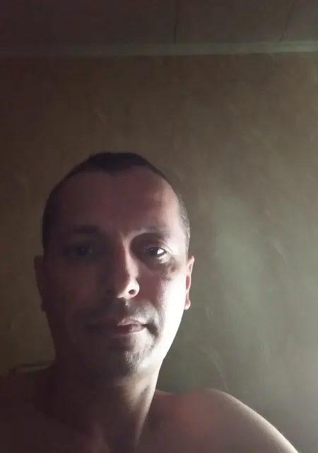 Михаил из Ульяновска, ищу на сайте приятное времяпровождение