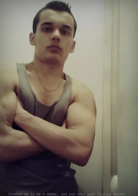 Рома из Томска, мне 29, познакомлюсь на одну ночь