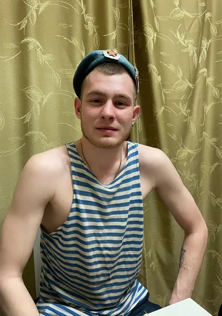 Ваня из Северодвинска, мне 23, познакомлюсь на одну ночь