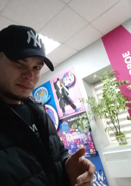 Я Честер, 31, знакомлюсь на одну ночь в Астрахани