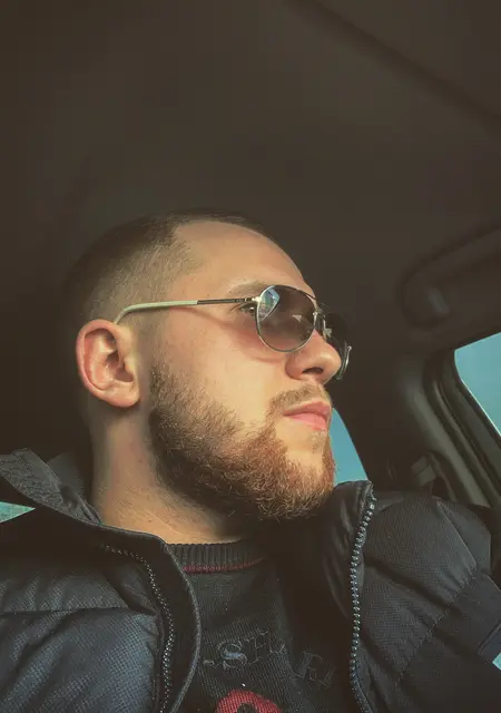 Я Михаил, 29, знакомлюсь без обязательств в Тюмени