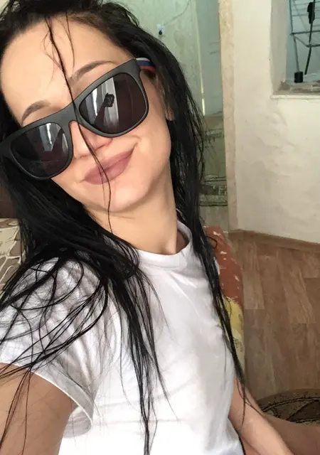 Я Анна, 30, из Новочеркасска, ищу знакомства без обязательств