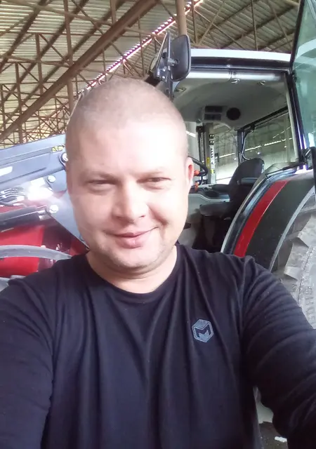 Я Васек, 43, знакомлюсь для постоянных отношений в Ахтырском