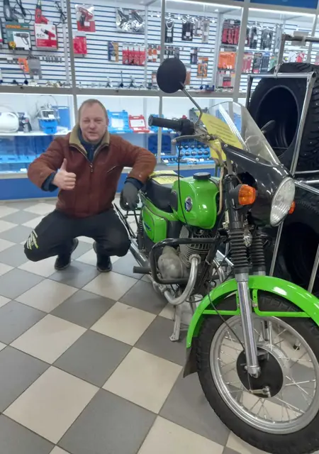 Дмитрий из Кокошкина, мне 38, познакомлюсь на одну ночь