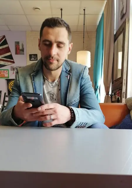 Я Дима, 36, знакомлюсь для приятного времяпровождения в Батайске