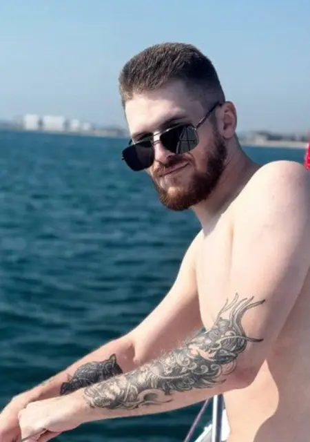 Wizard из Санкт-Петербурга, ищу на сайте знакомства на одну ночь