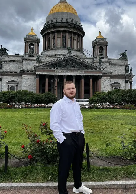 Я Данил, 22, из Санкт-Петербурга, ищу знакомство для вирта
