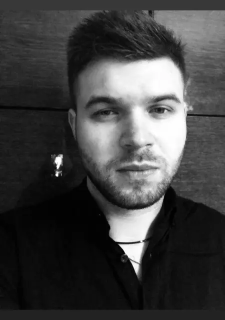 Александр из Черкасс, мне 29, познакомлюсь на одну ночь