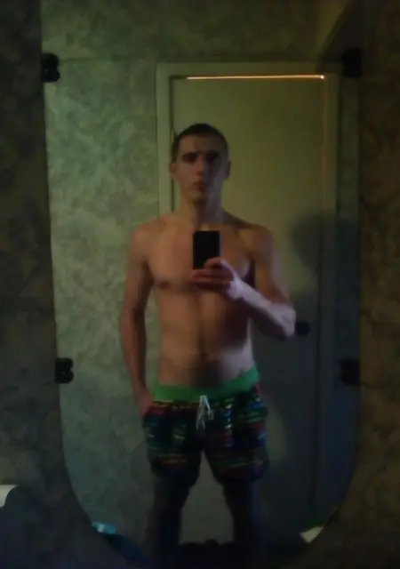 Я Алексей, 30, из Химок, ищу знакомства на одну ночь