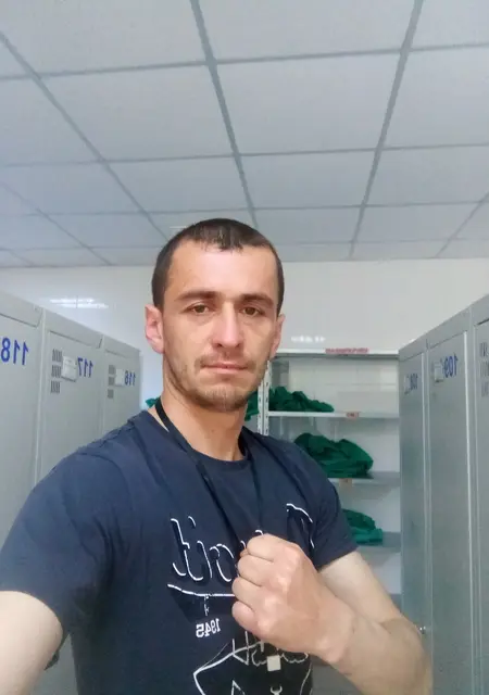 Я Богдан, 30, из Житомира, ищу знакомство для общения