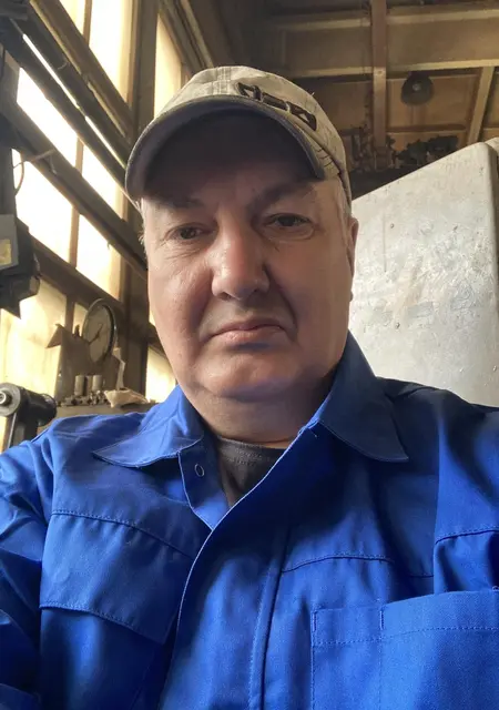 Я Евгений, 62, знакомлюсь без обязательств в Санкт-Петербурге