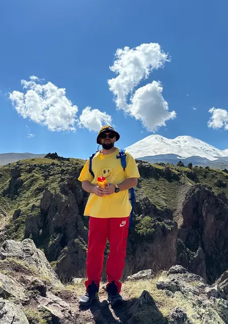 Я Артур, 32, из Пятигорска, ищу знакомство для открытые отношения