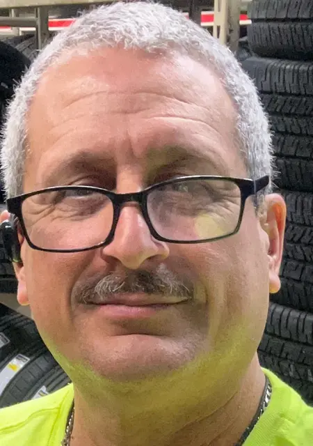 Я Sagitario, 63, из Москвы, ищу знакомства на одну ночь