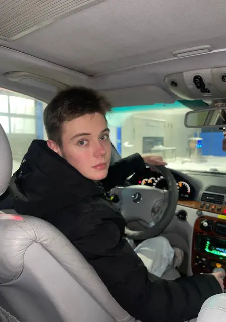 Я Серёжа, 20, знакомлюсь без обязательств в Домодедове