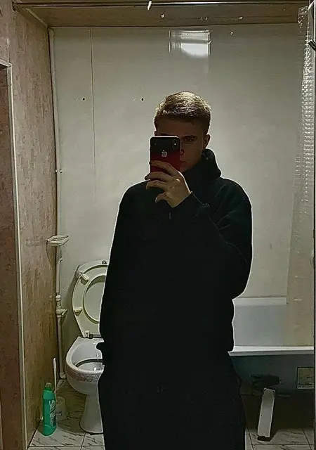 Я Олег, 22, знакомлюсь для приятного времяпровождения в Домодедове