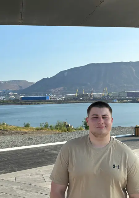 Сёма из Норильска, мне 20, познакомлюсь для общения