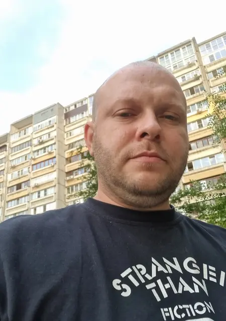 Сергей из Коломны, мне 36, познакомлюсь для приятного времяпровождения