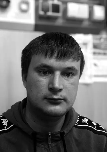 Алекс из Орла, мне 32, познакомлюсь для общения