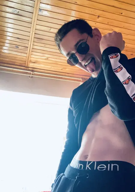 Макс з Умани, шукаю на сайті знайомства на одну ніч