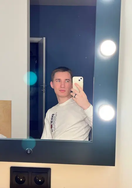 Я Кирюха, 21, знакомлюсь для общения в Киришах