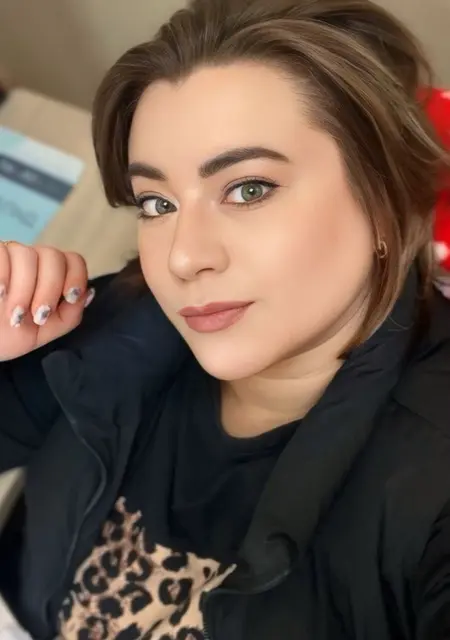 Анюта из Сургута, ищу на сайте знакомства на одну ночь