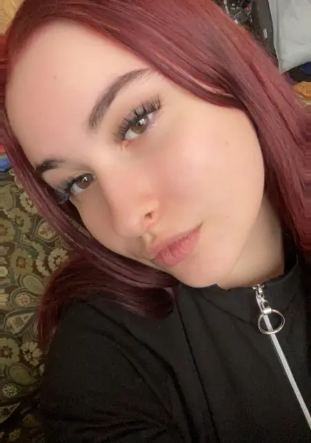 Алёна из Нягани, ищу на сайте вирта