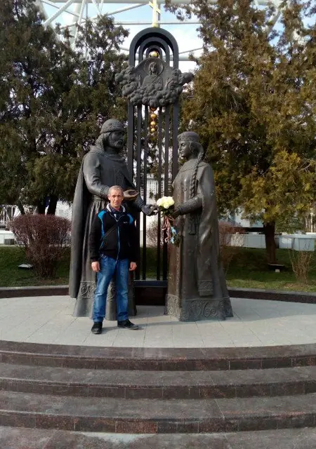 Виталий из Ростова-на-Дону, ищу на сайте постоянные отношения