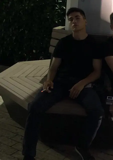 Оскар из Костромы, ищу на сайте знакомства без обязательств