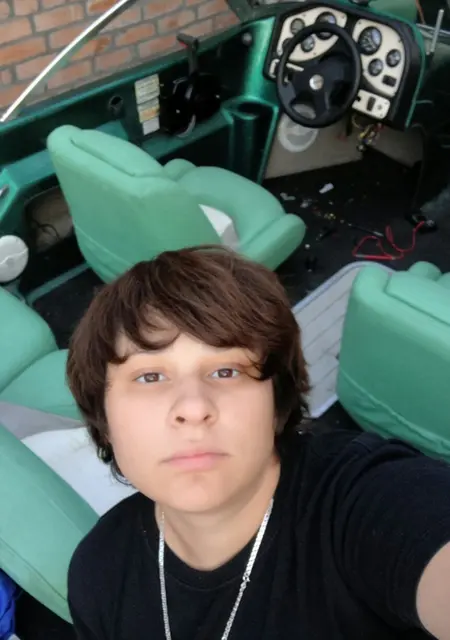 Я Юлька, 29, из Тольятти, ищу знакомство для дружбы