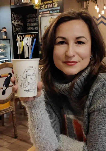 Я Яна, 43, из Санкт-Петербурга, ищу знакомство для совместных путешествий