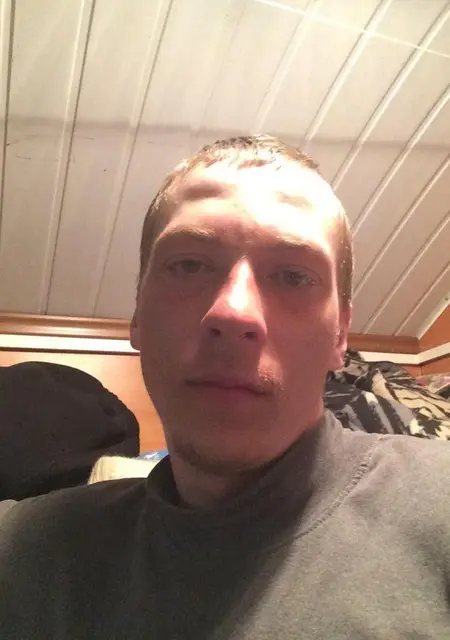 Я Андрей, 31, знакомлюсь без обязательств в Альметьевске