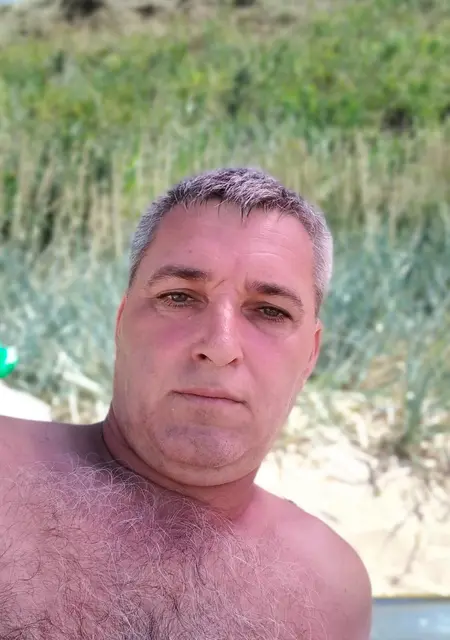 Я Эдуард, 46, знакомлюсь без обязательств в Пензе