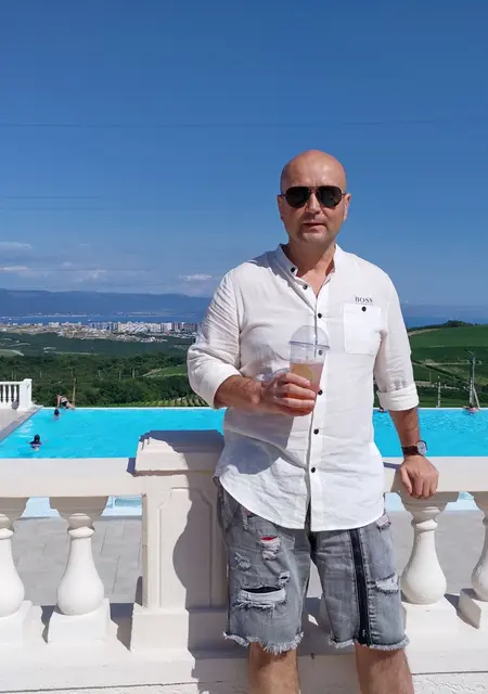 Александр из Северодвинска, мне 54, познакомлюсь для общения