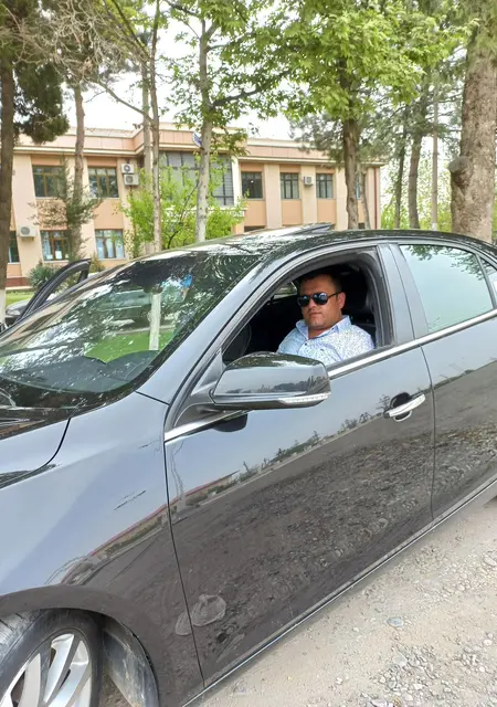 Я Ильяс, 39, знакомлюсь без обязательств в Якутске