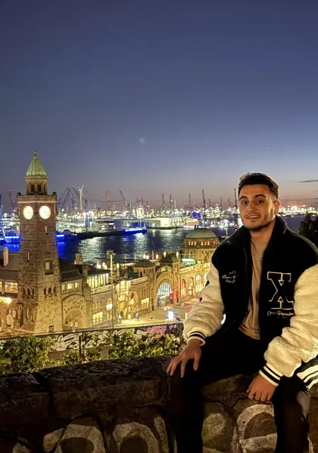 Я Bilcan, 25, из Москвы, ищу знакомство для вирта