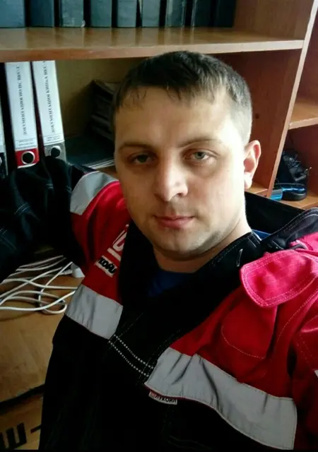 Я Денис, 33, из Покачи, ищу знакомства без обязательств