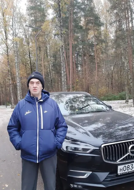 Игорь из Санкт-Петербурга, мне 53, познакомлюсь на одну ночь