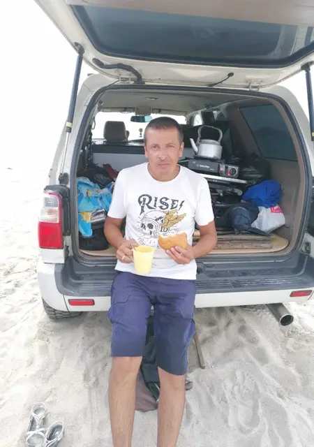 Я Ден, 37, знакомлюсь для общения в Партизанске