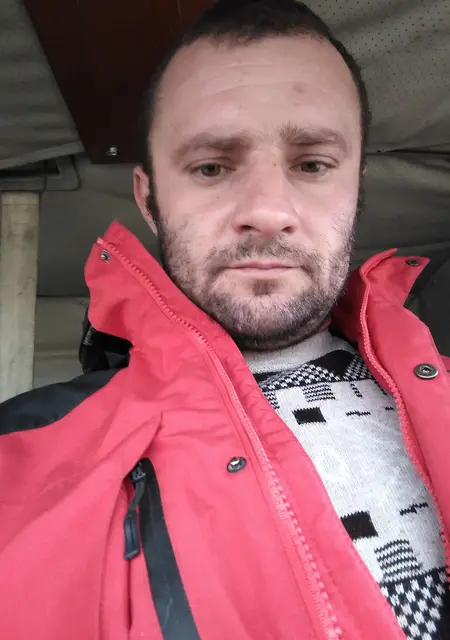 Я Олег, 40, знакомлюсь без обязательств в Майкопе