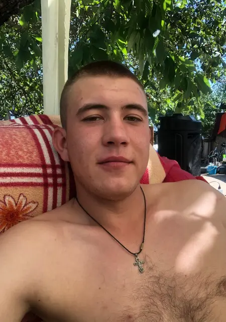 Андрей из Бахчисарая, ищу на сайте знакомства на одну ночь