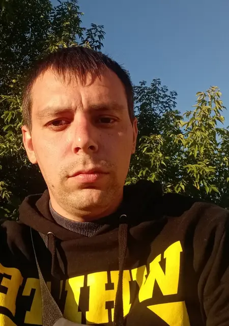 Павел из Брянска, ищу на сайте приятное времяпровождение