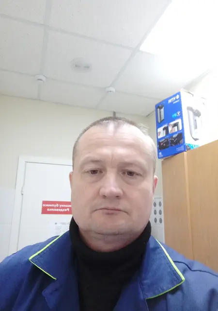 Рустем из Казани, мне 50, познакомлюсь без обязательств