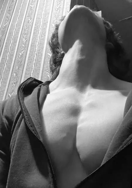 Я Дима, 18, знакомлюсь без обязательств в Ижевске