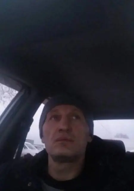 Анатолий из Екатеринбурга, ищу на сайте открытые отношения